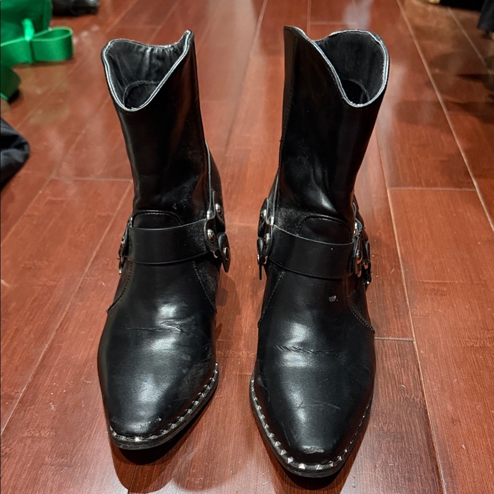 Cape Robbin Black Ankle Boots